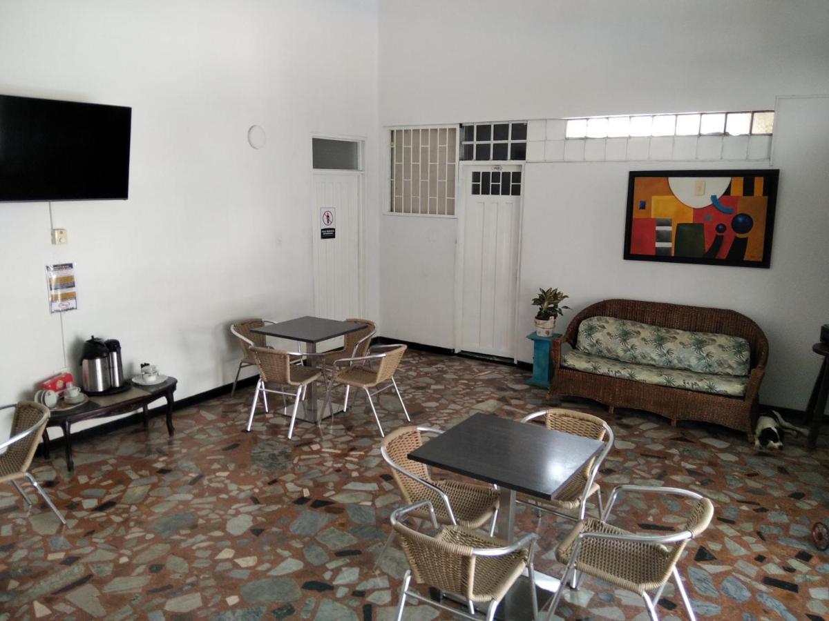 Hotel Maceo Melgar Eksteriør bilde