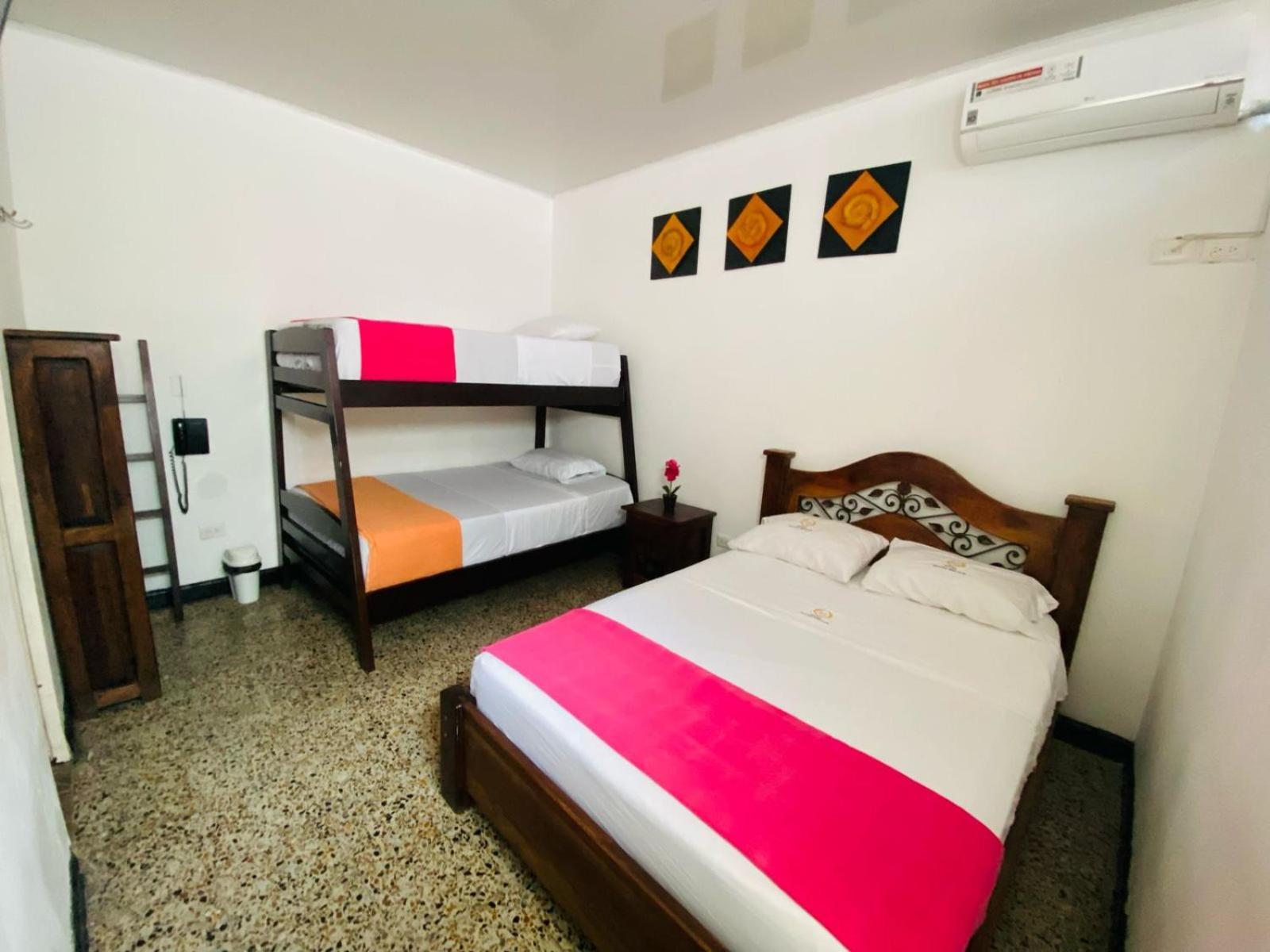 Hotel Maceo Melgar Eksteriør bilde
